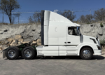 Volvo VNL 2015 D13 465hp At 12 vel. 40,000 lbs. - Image 5